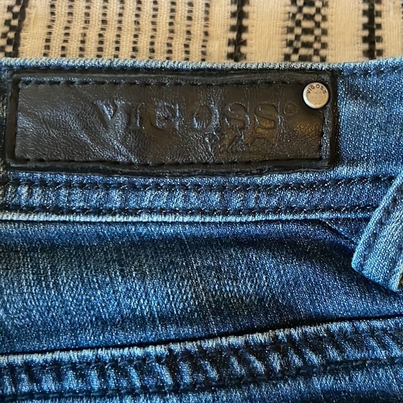 Vigoss Flared leg jeans - Picture 7 of 9